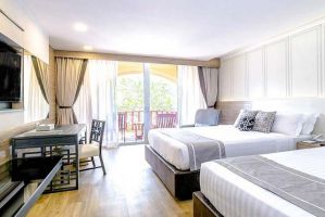 celiac hotels phuket Graceland