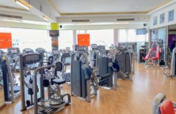 gyms with swimming pool phuket Club Asia Fitness