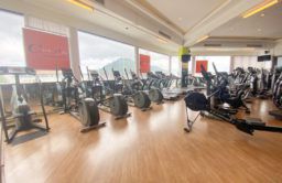 gyms with swimming pool phuket Club Asia Fitness